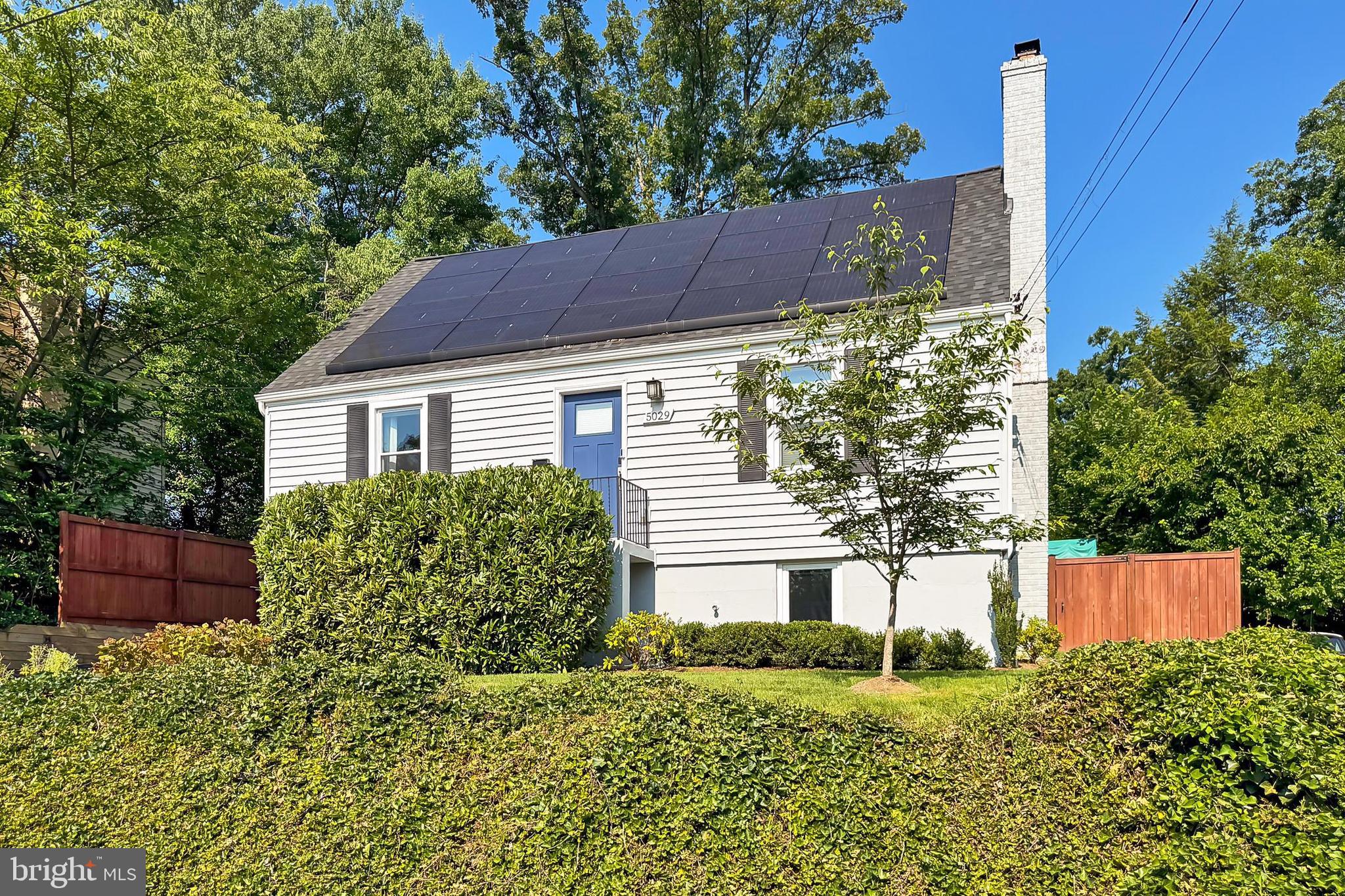 CLAREMONT - Residential