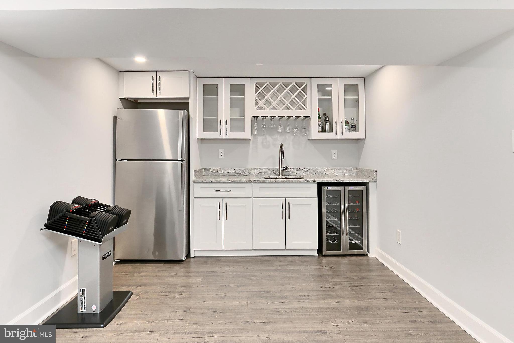 CLAREMONT - Residential