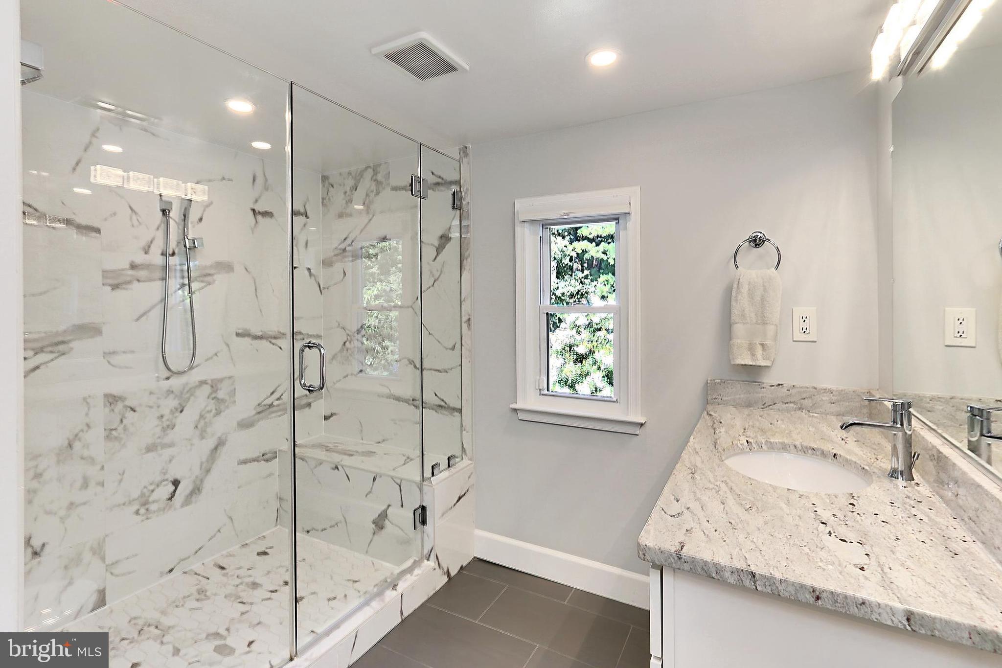 CLAREMONT - Residential