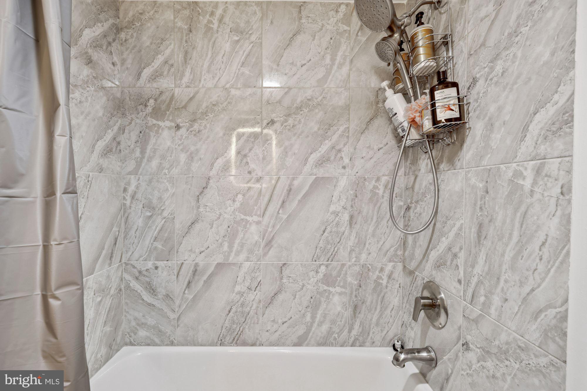 GROSVENOR PARK - Residential