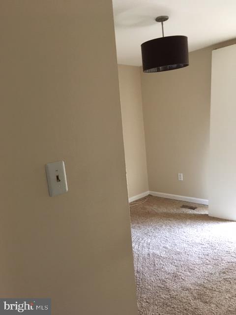 CROFTON MEADOWS - Residential