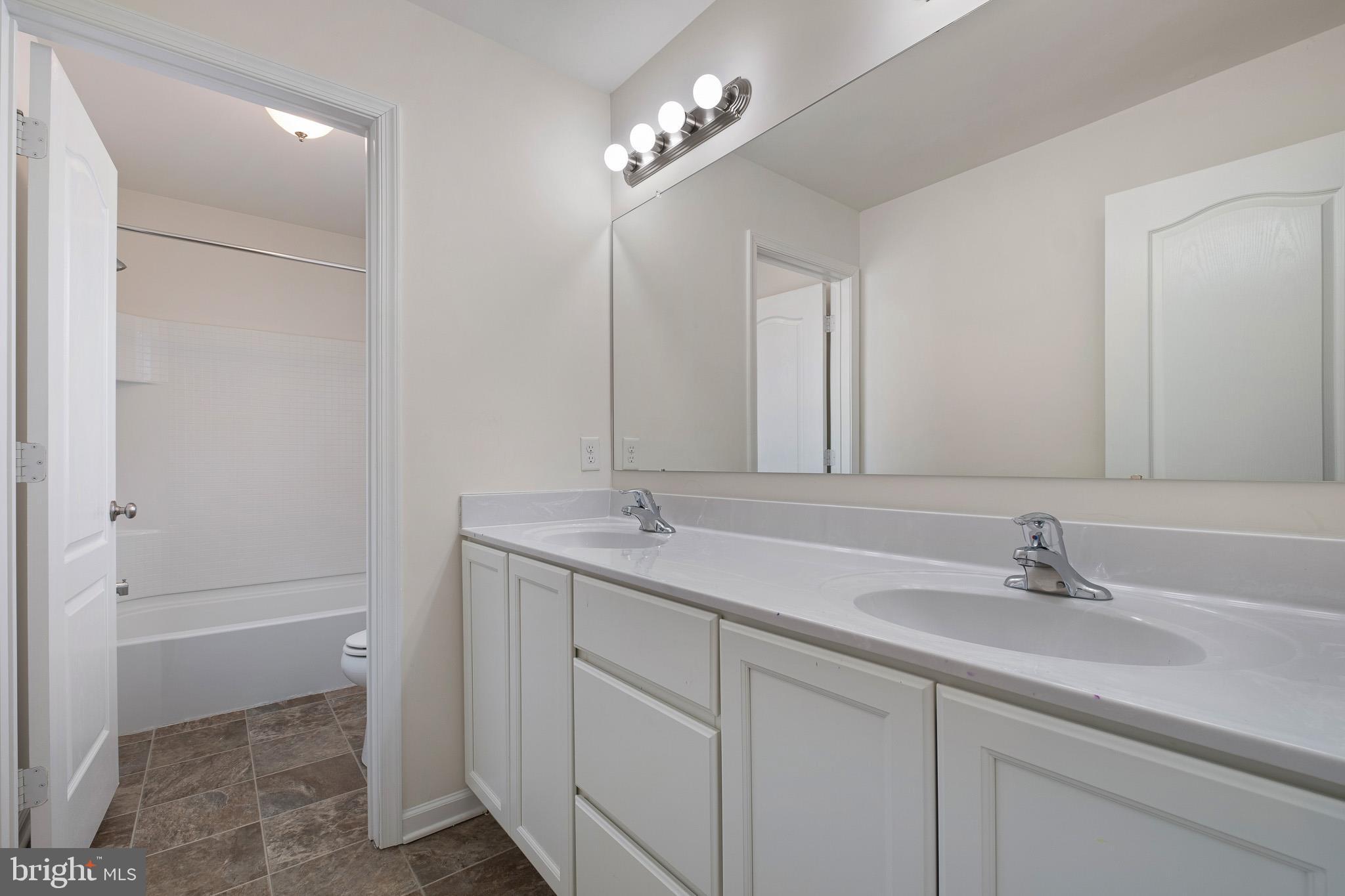 VILLAGE OF BAYBERRY - Residential