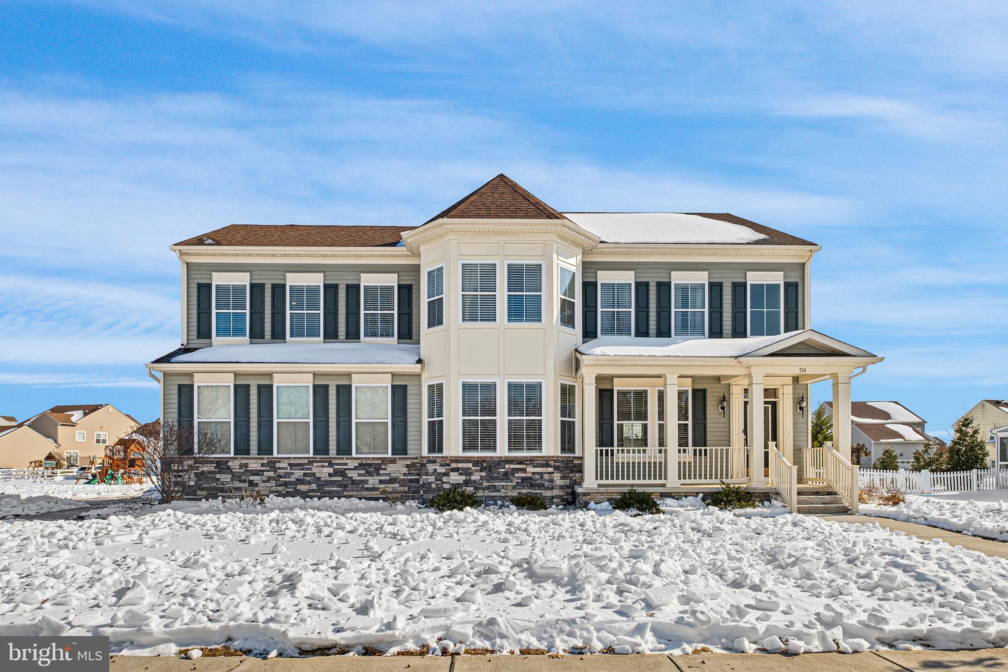 VILLAGE OF BAYBERRY - Residential