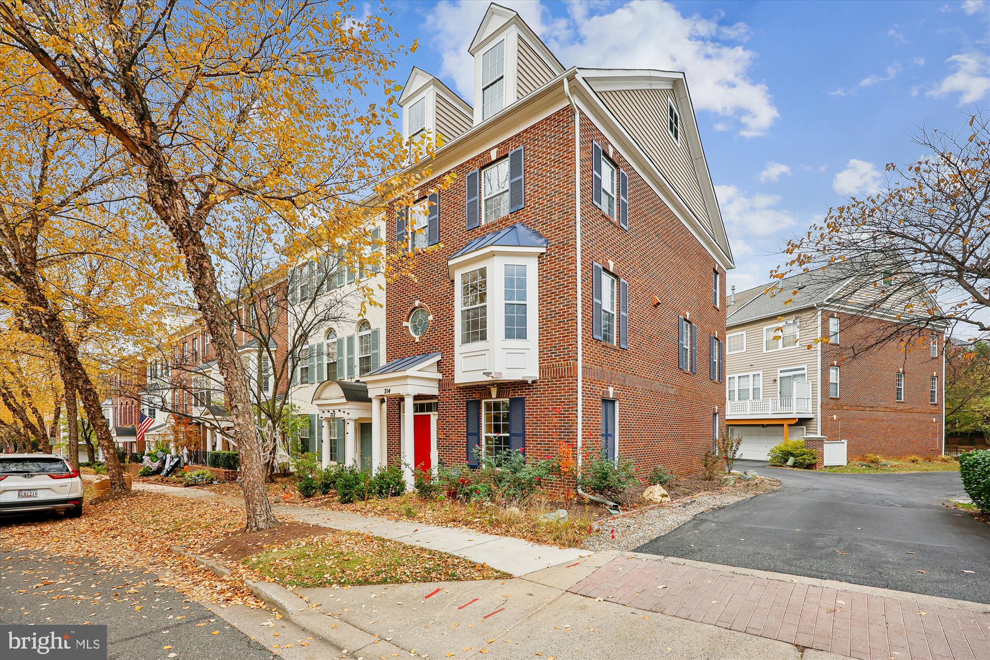 714 CROOKED CREEK DRIVE