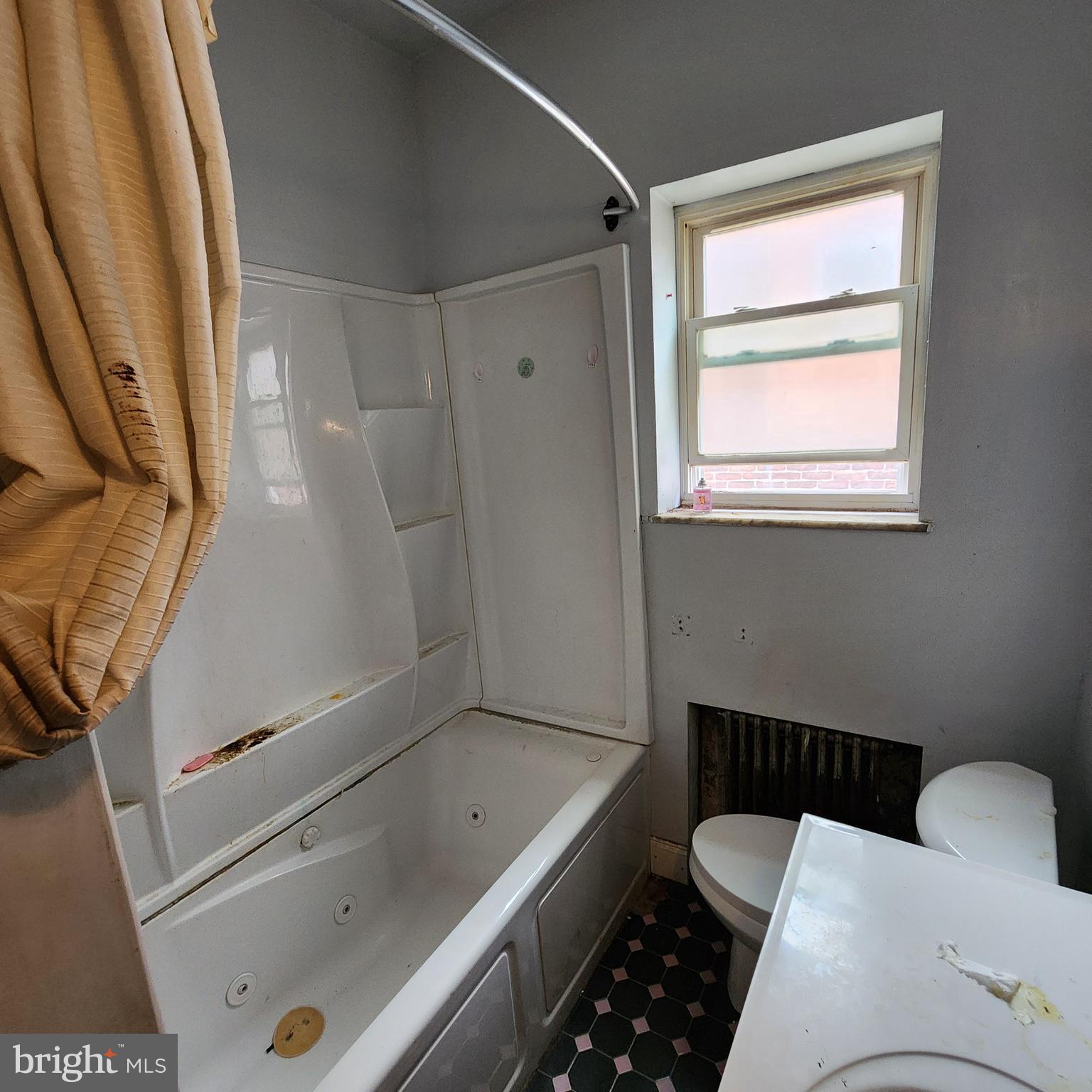 GERMANTOWN - Residential