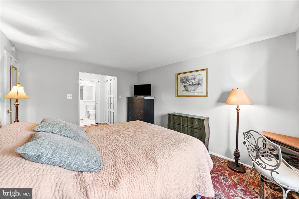 FOX VALLEY - Residential