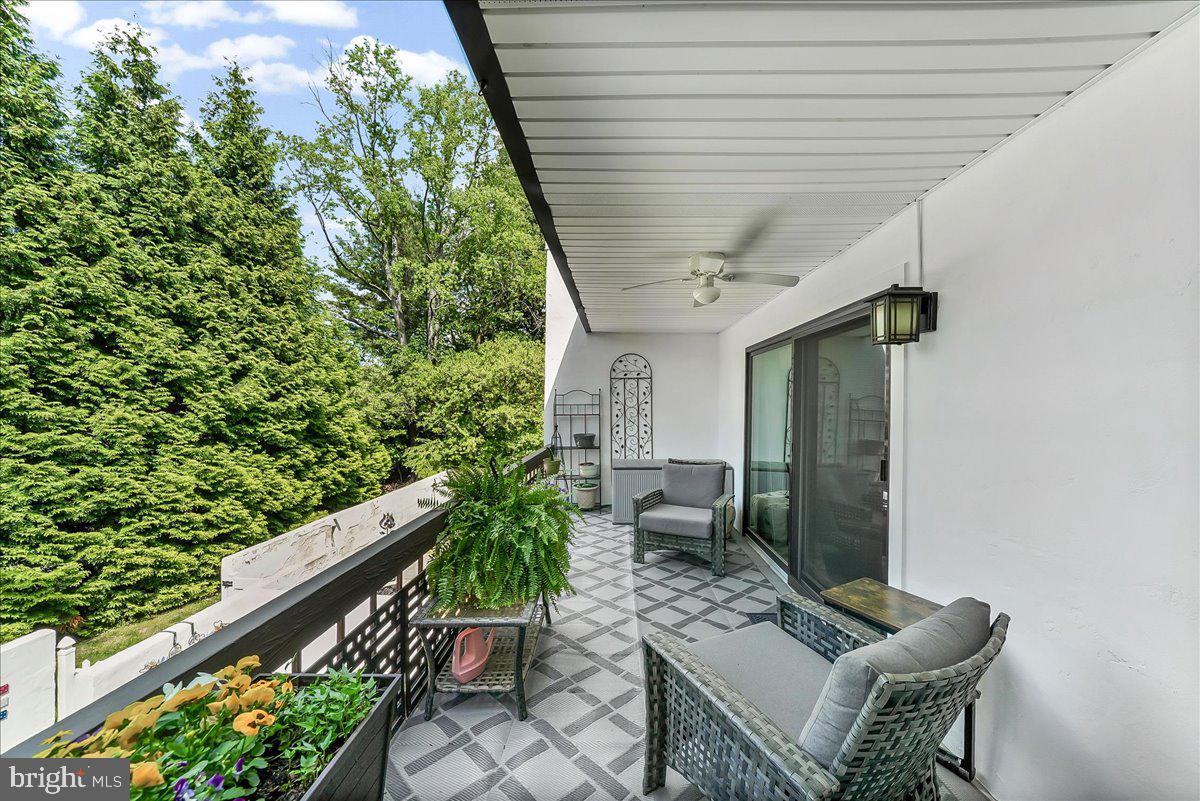 FOX VALLEY - Residential