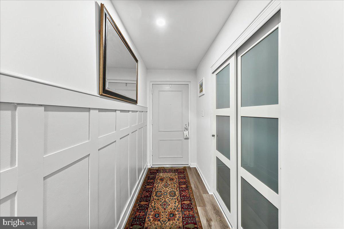 FOX VALLEY - Residential