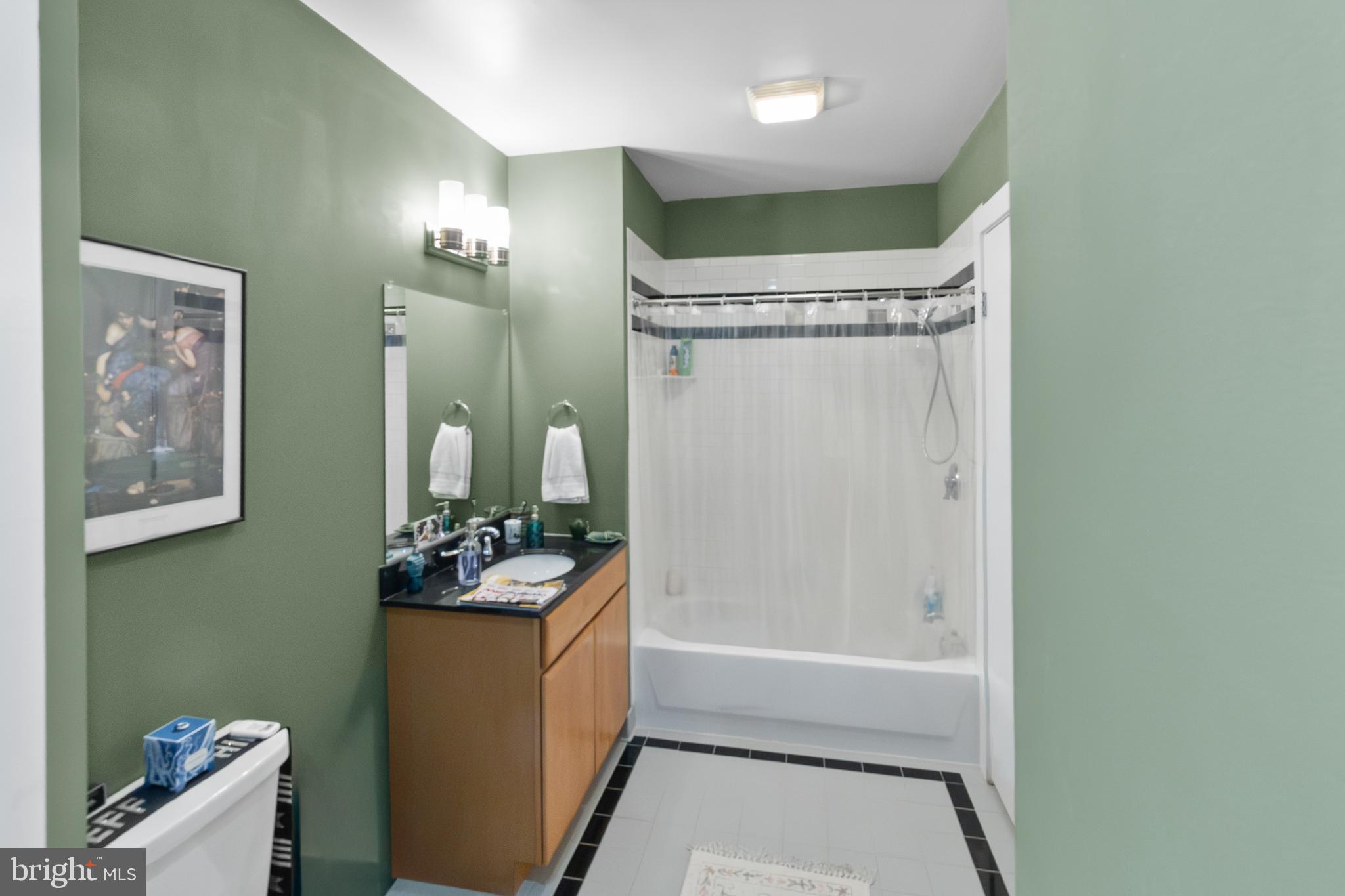 DOWNTOWN - Residential