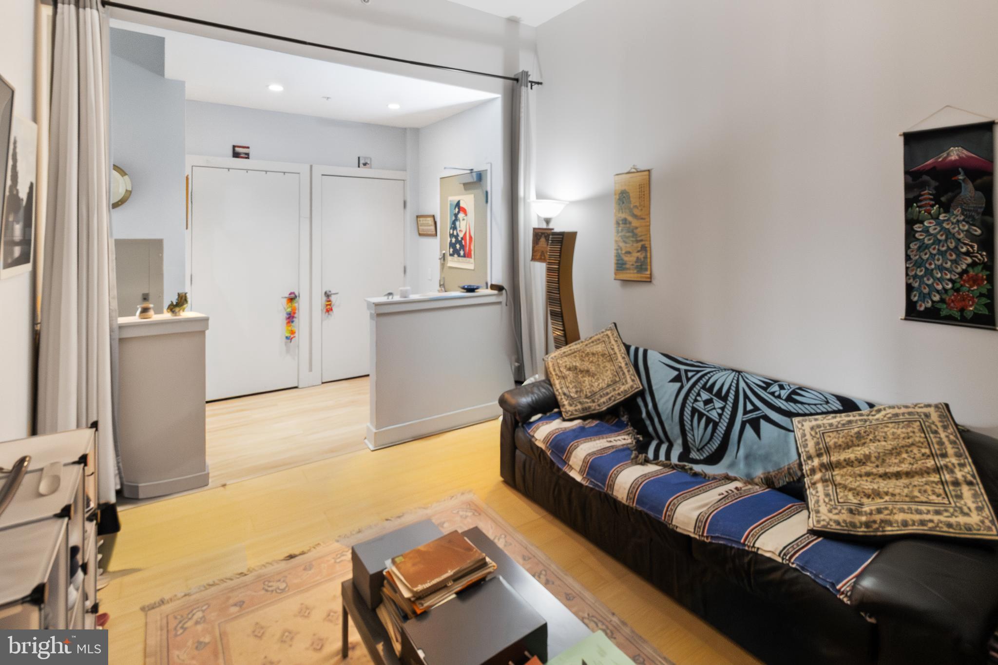 DOWNTOWN - Residential