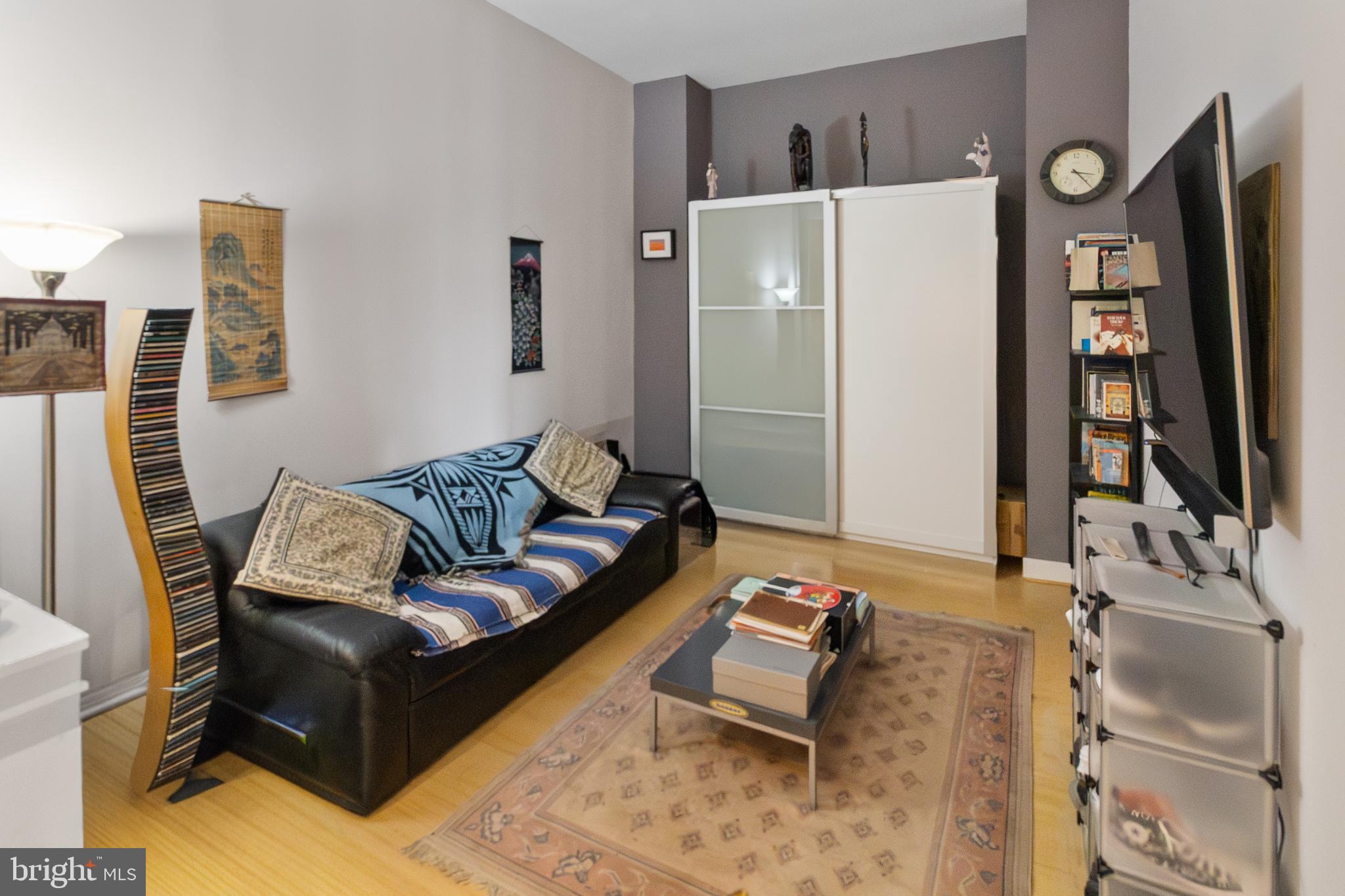 DOWNTOWN - Residential