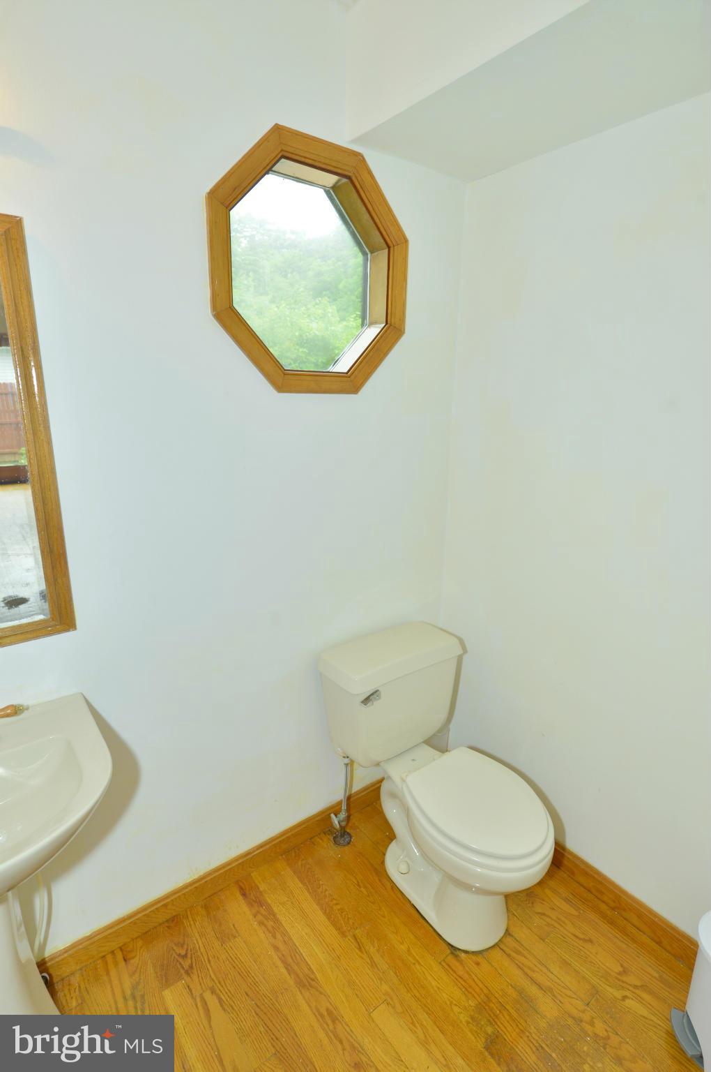 PATRICK HENRY ESTATES - Residential