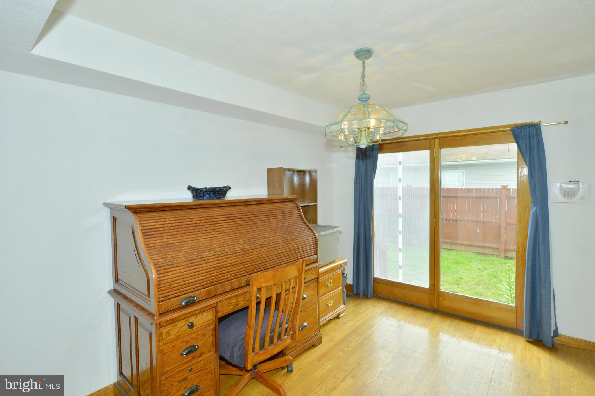 PATRICK HENRY ESTATES - Residential