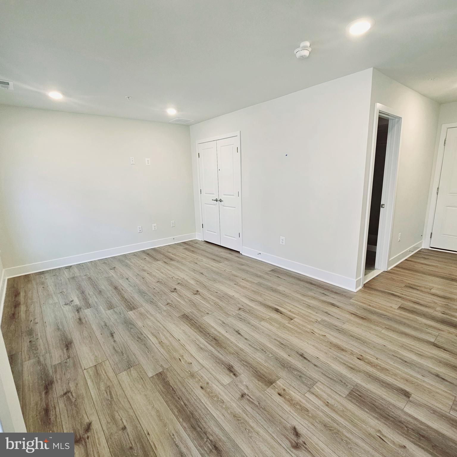 SYCAMORE RIDGE - Residential