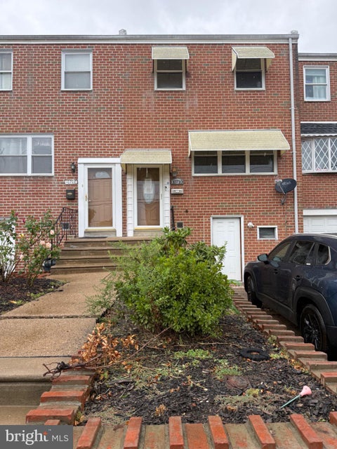Townhouse For Sale - 10710 E Keswick Road<br/> PHILADELPHIA, PA 19154