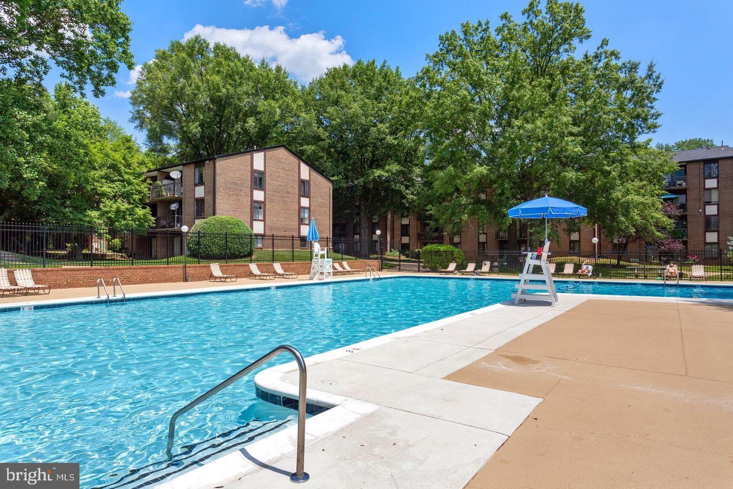 HAWTHORNE VILLAGE - Residential