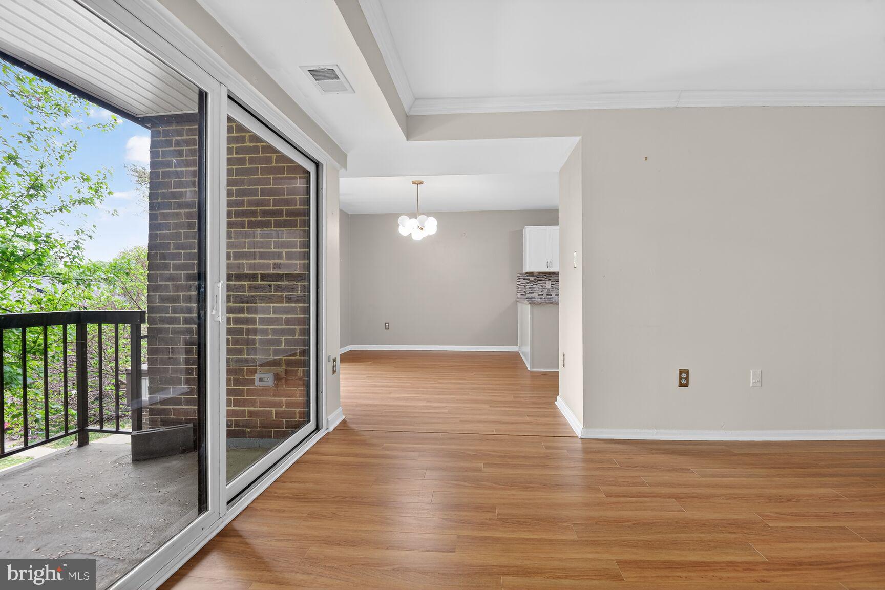 HAWTHORNE VILLAGE - Residential