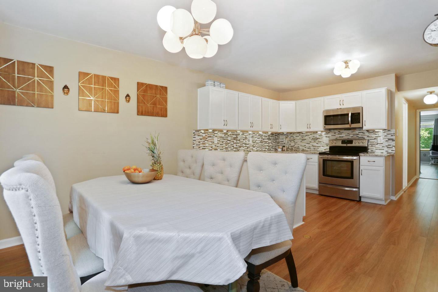 HAWTHORNE VILLAGE - Residential