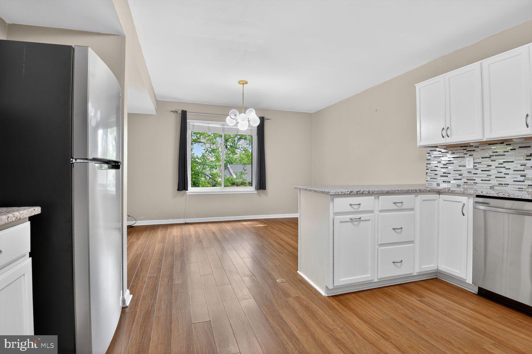 HAWTHORNE VILLAGE - Residential