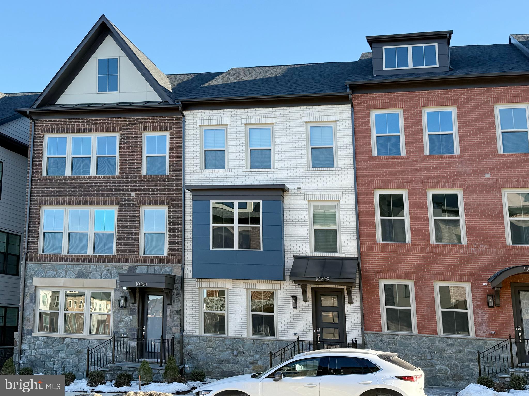 THE GROVE - Residential