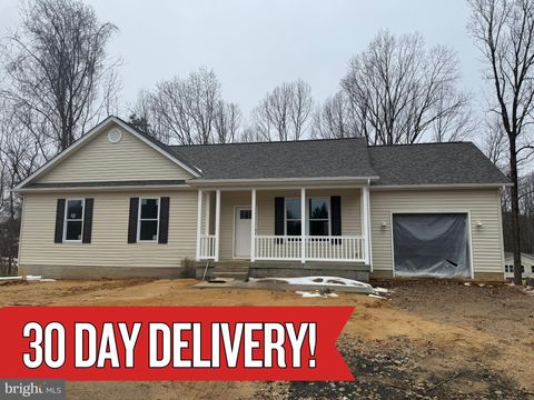 Apartment For Sale - 1362 Solomons Island Road<br/> Calvert County, HUNTINGTOWN, MD 20639