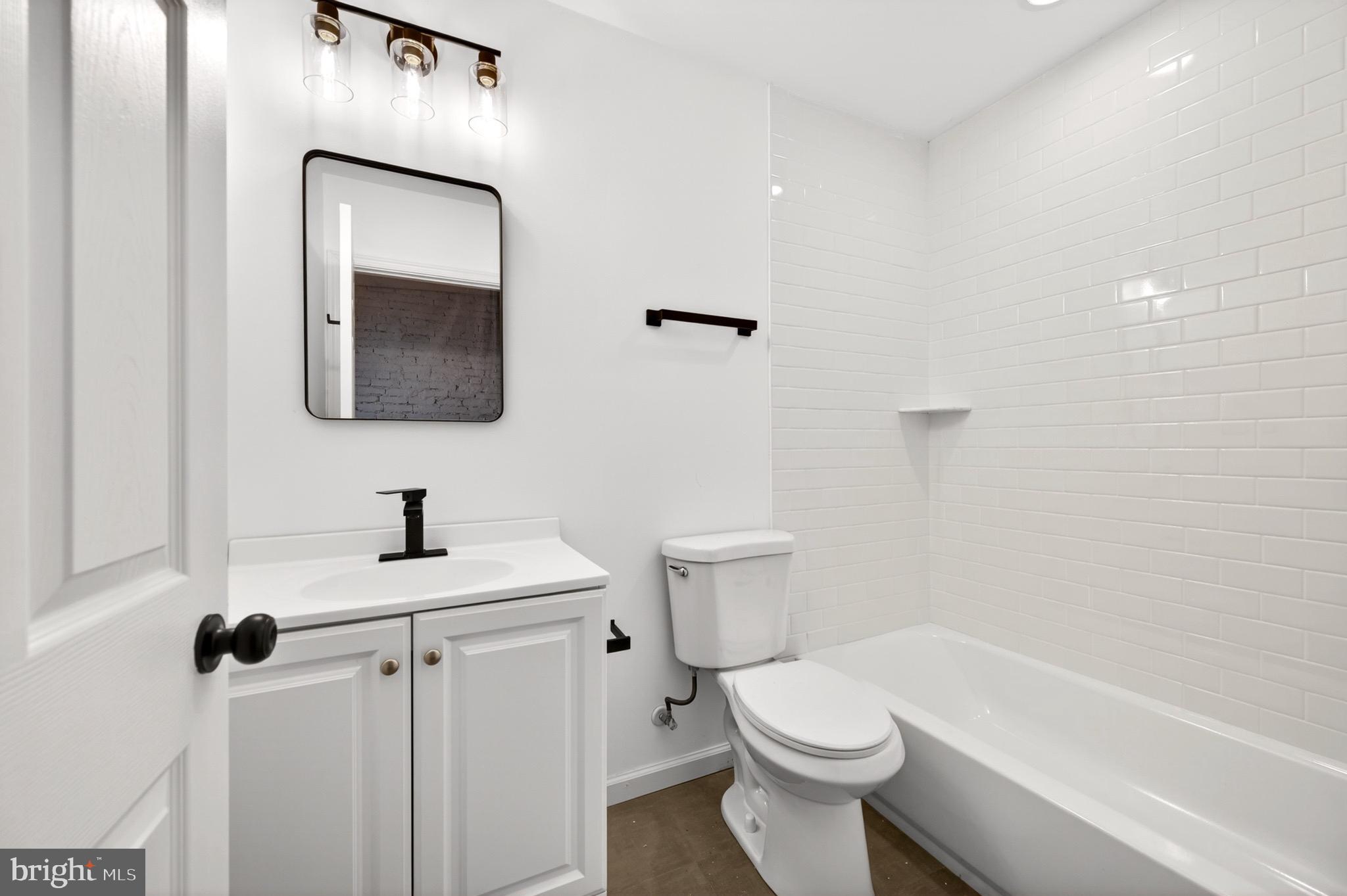 GREEKTOWN - Residential