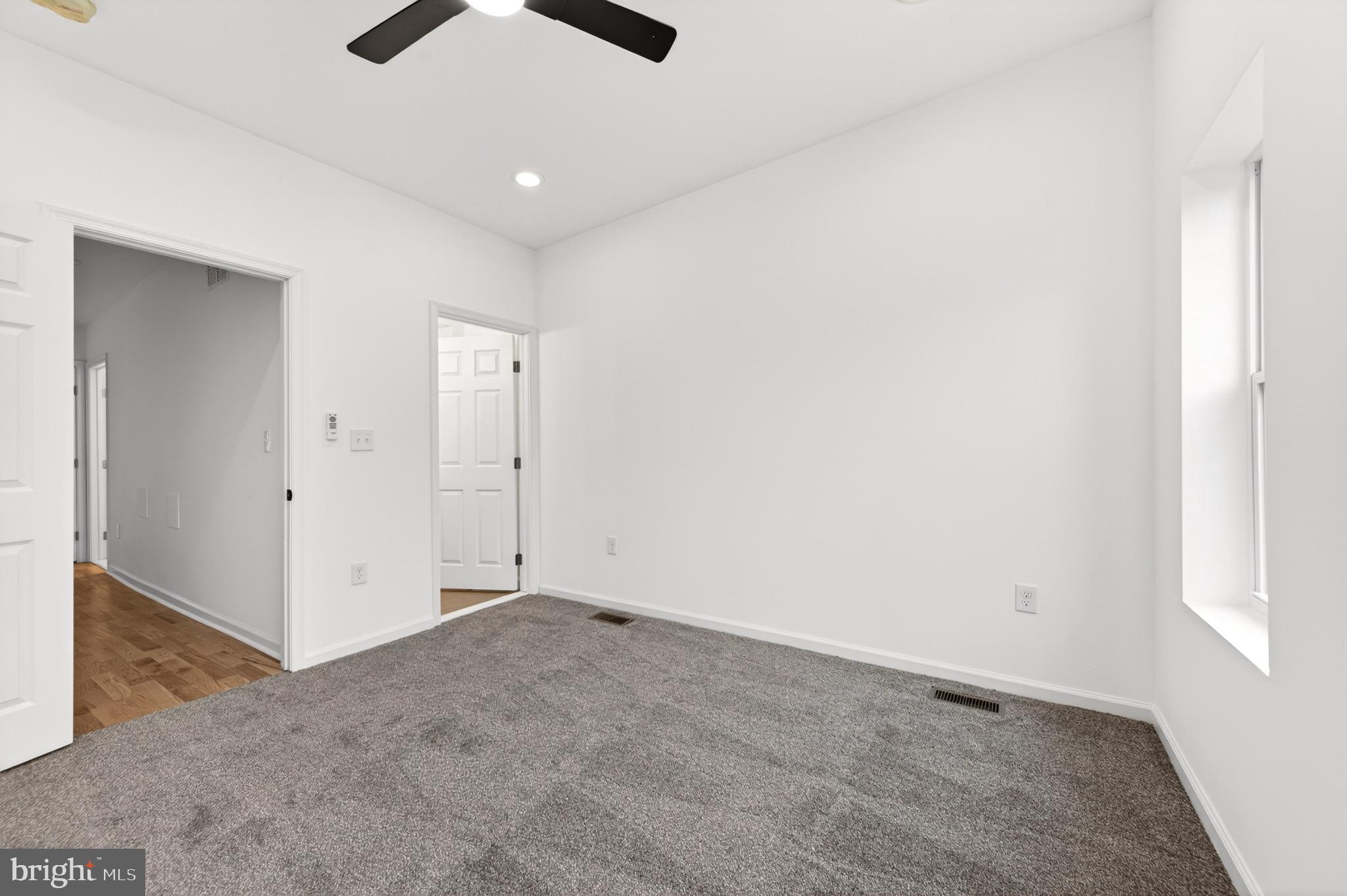 GREEKTOWN - Residential