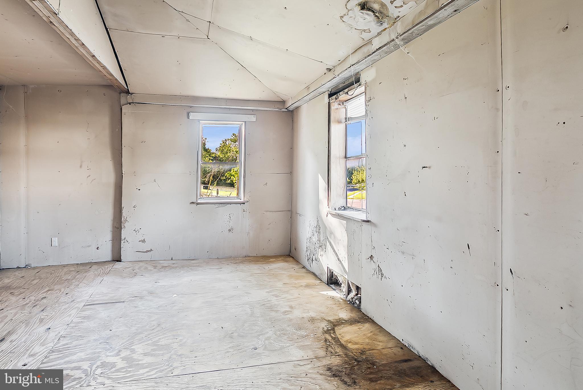 EDGEWOOD MEADOWS - Residential