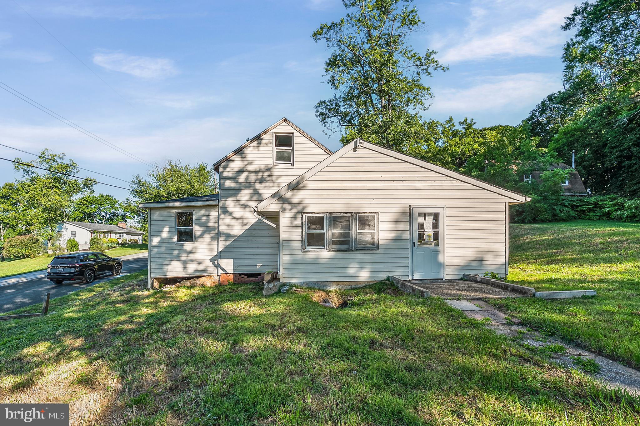 EDGEWOOD MEADOWS - Residential