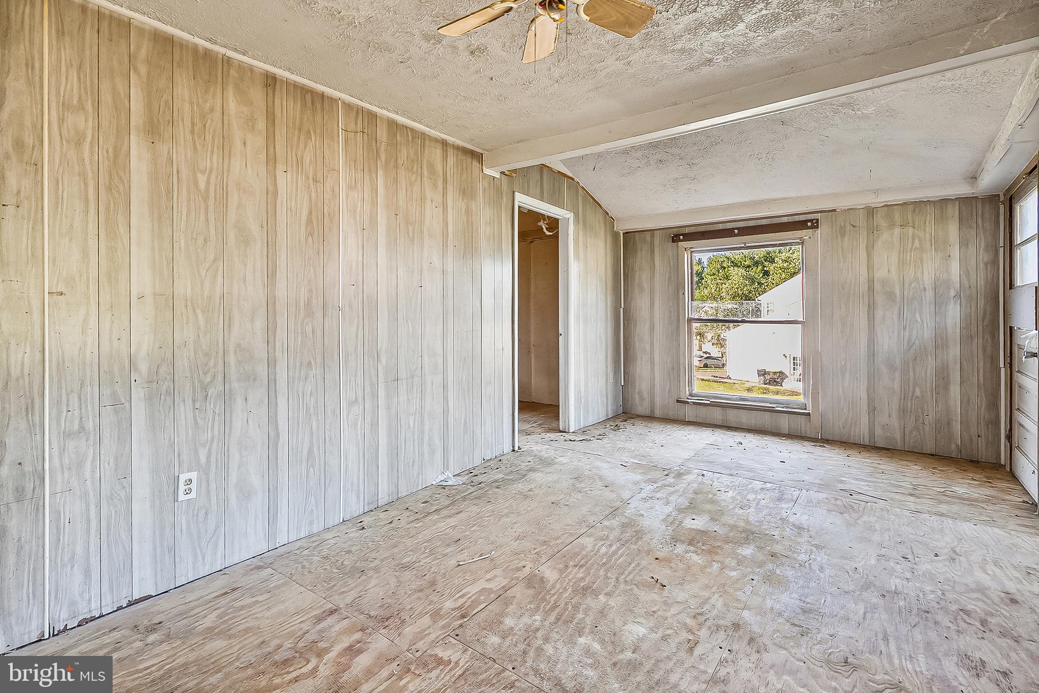 EDGEWOOD MEADOWS - Residential