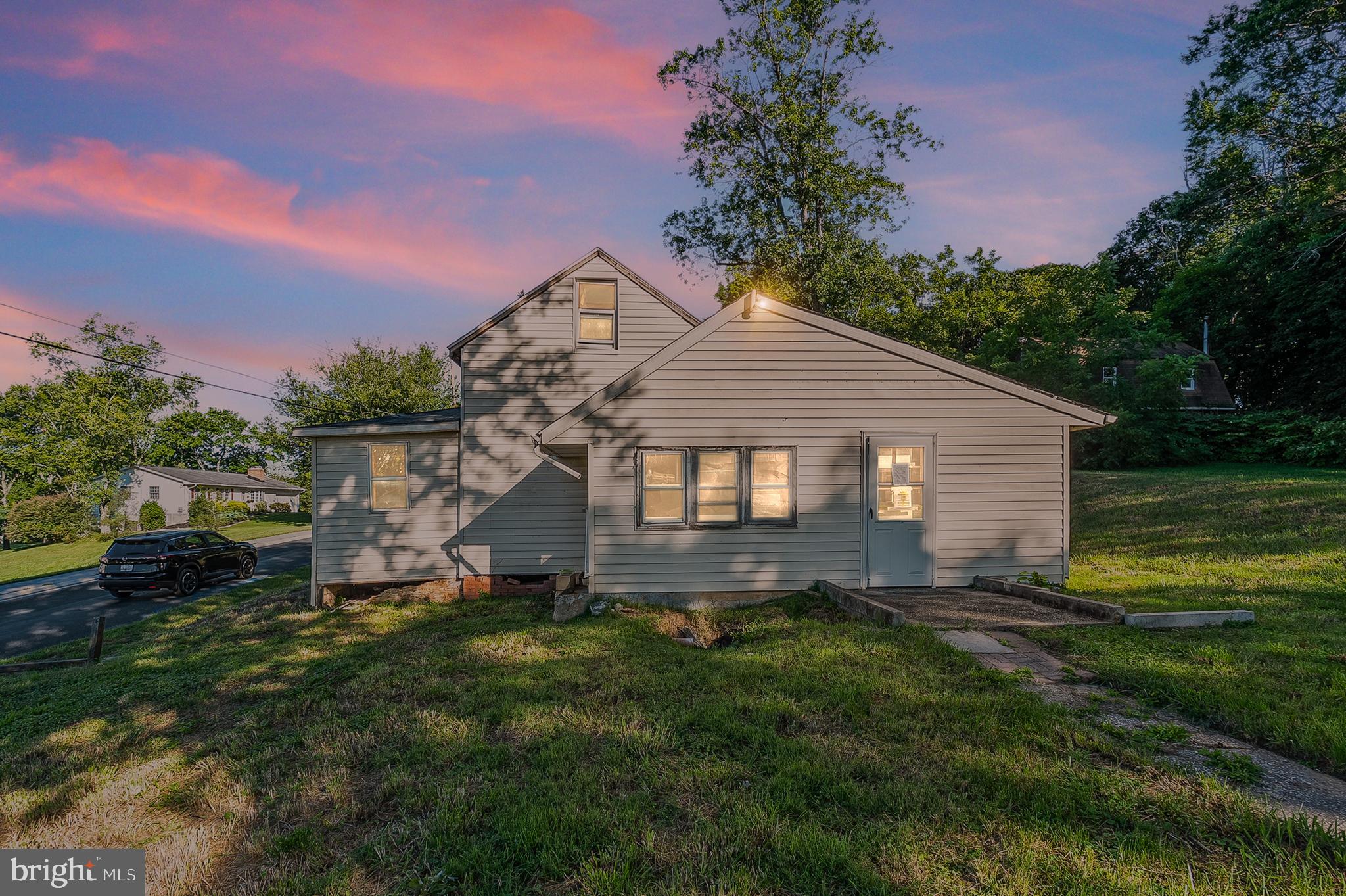 EDGEWOOD MEADOWS - Residential