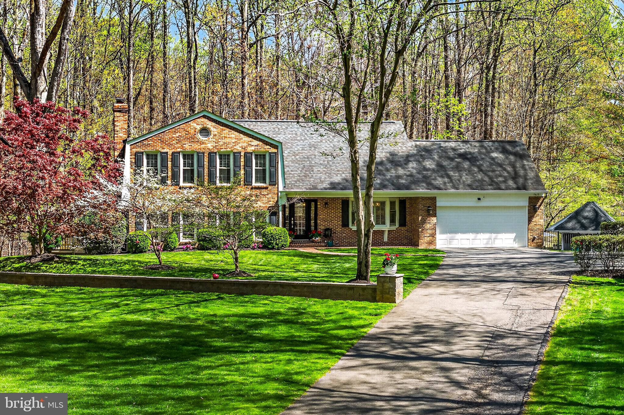 FAIRFAX STATION - Residential