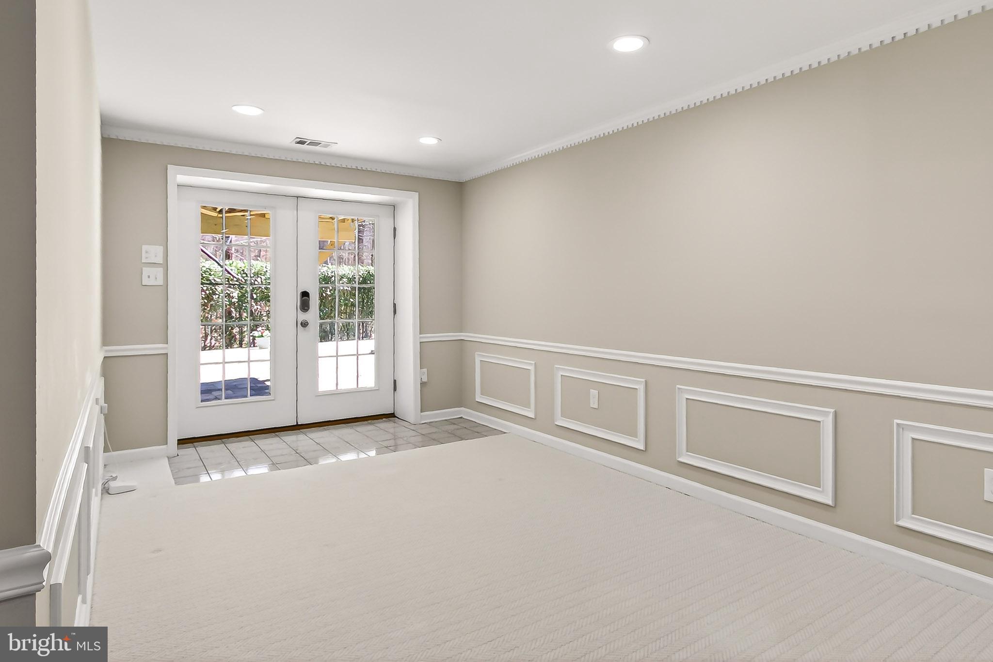 FAIRFAX STATION - Residential