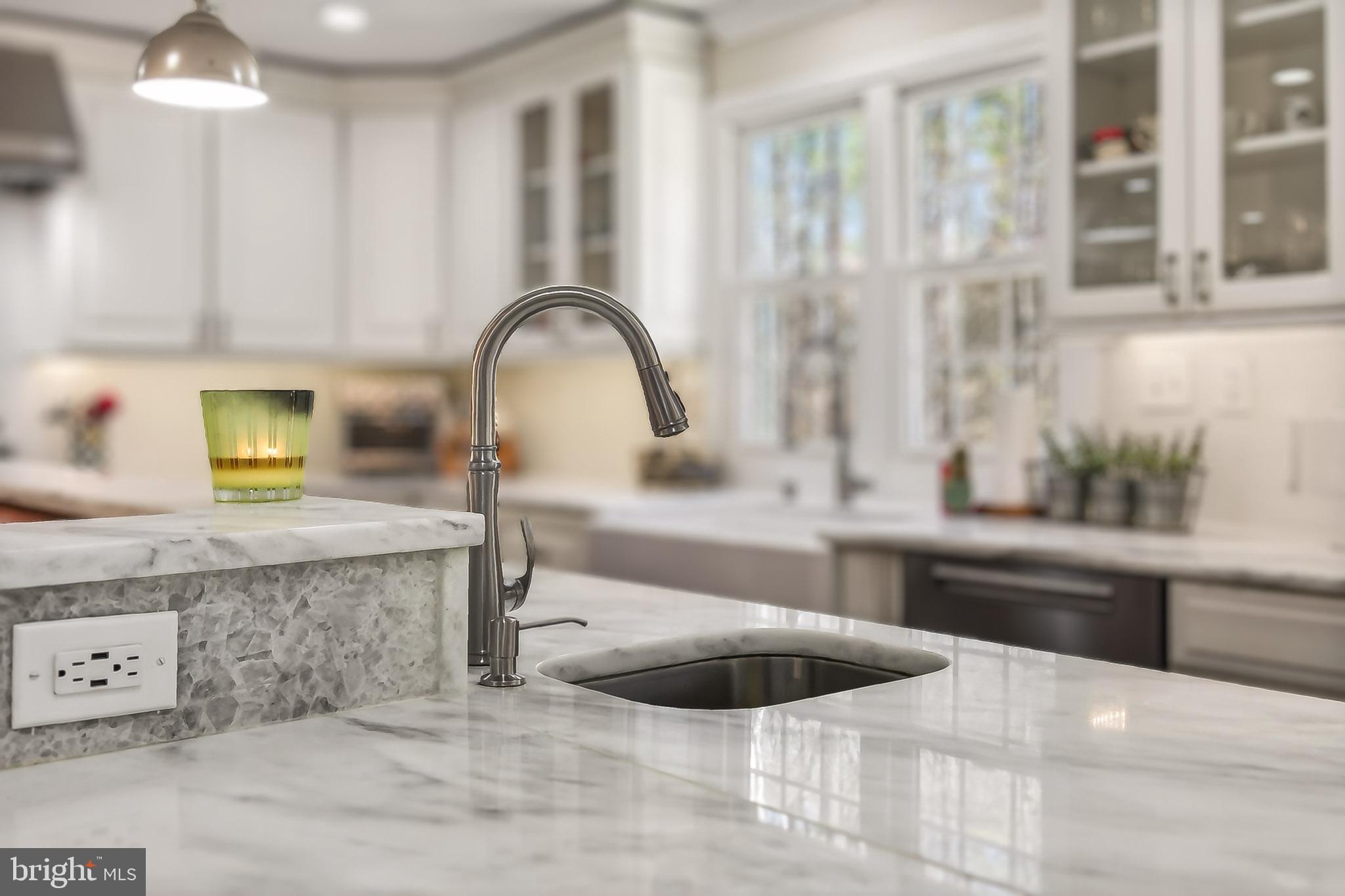 FAIRFAX STATION - Residential