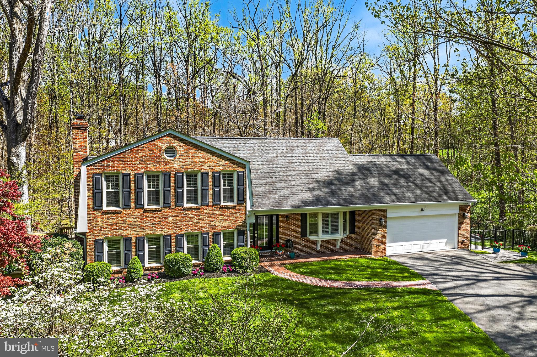 FAIRFAX STATION - Residential