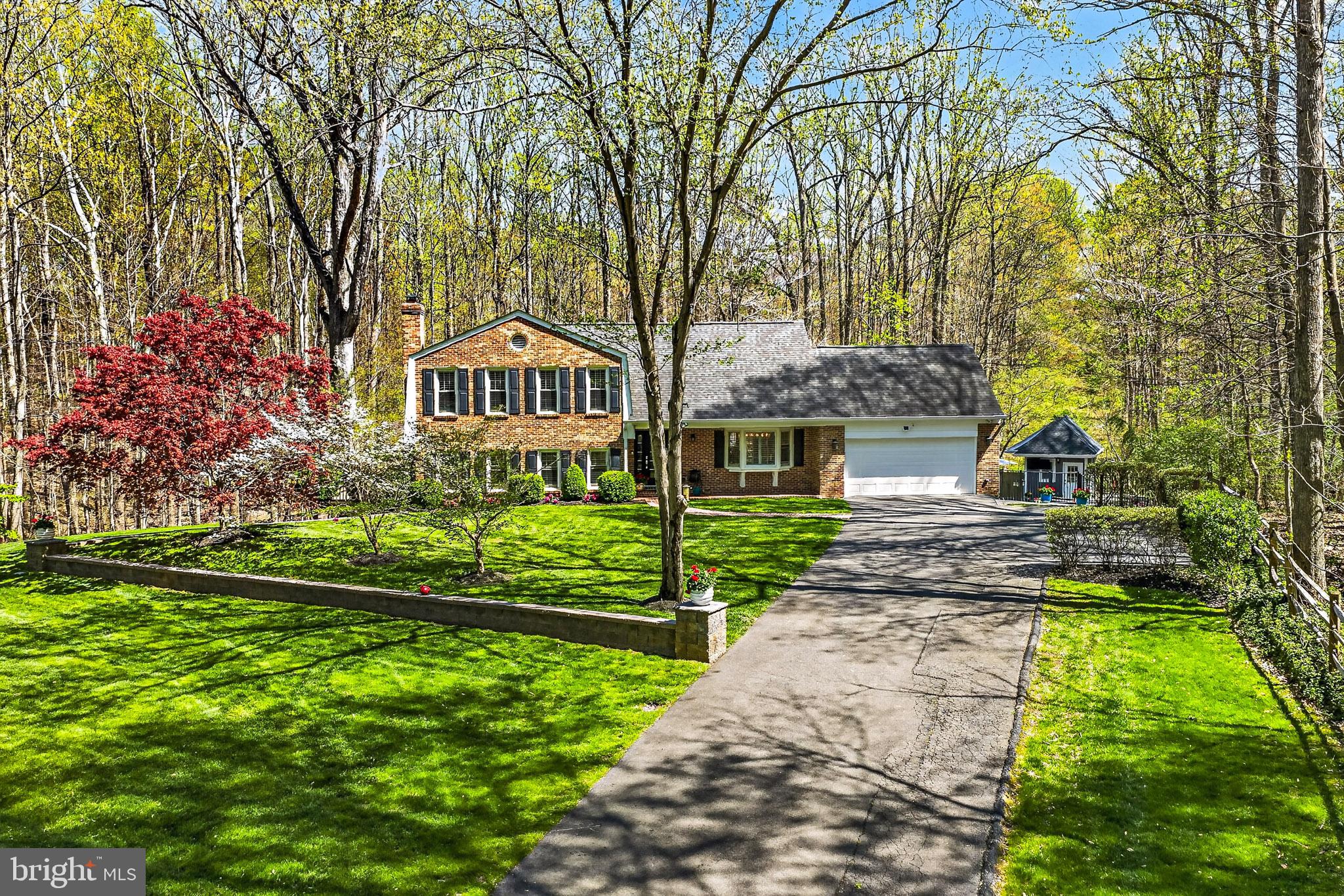 FAIRFAX STATION - Residential