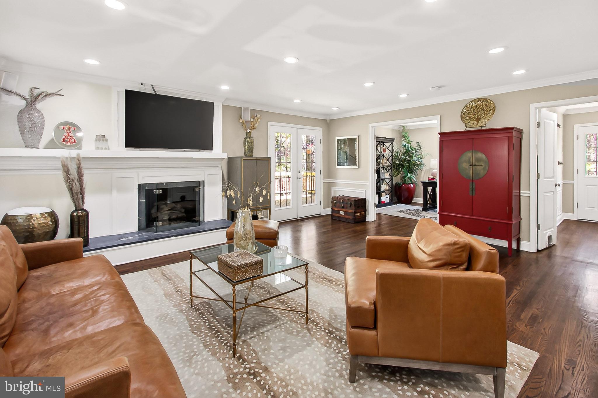 FAIRFAX STATION - Residential