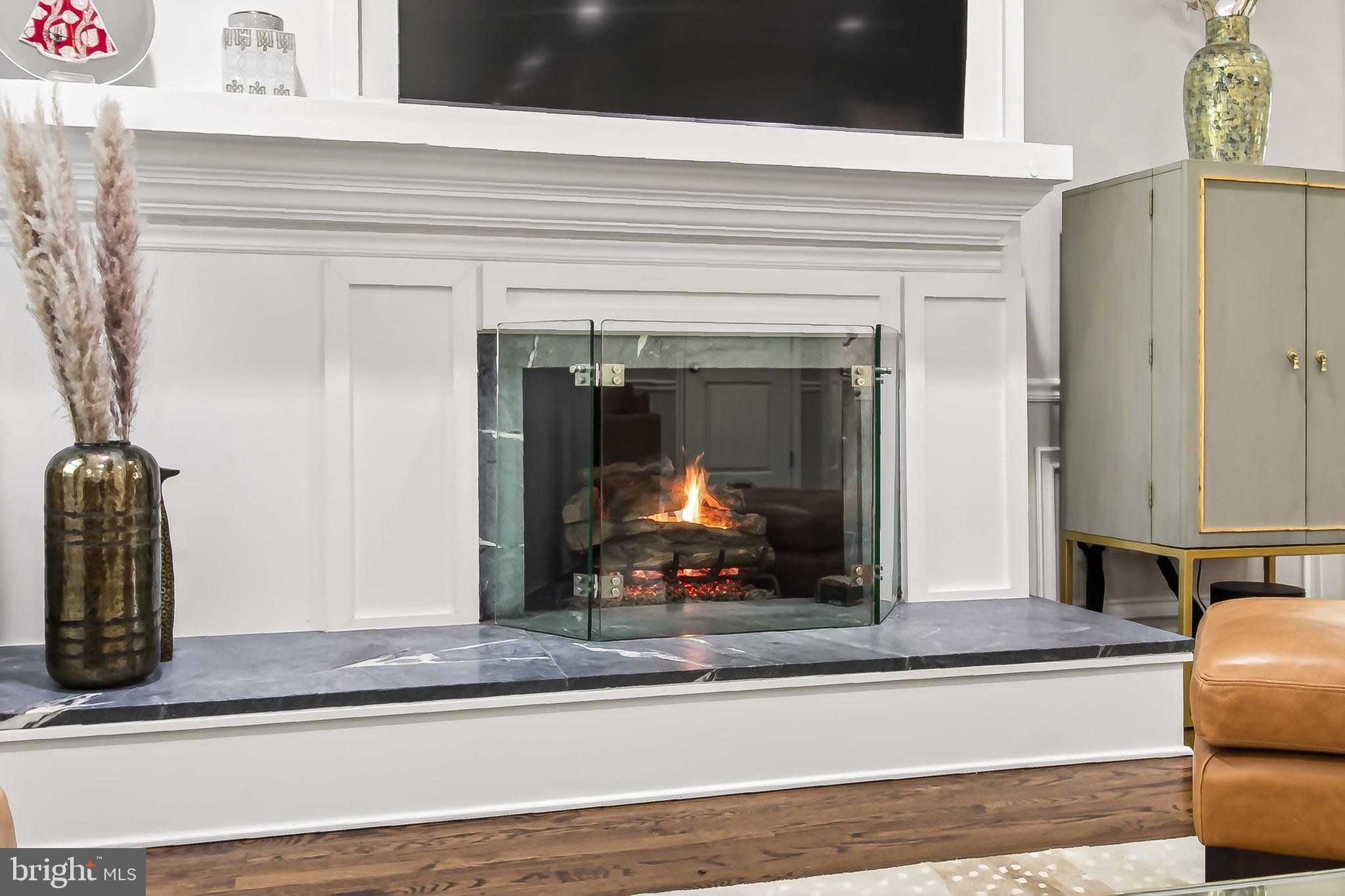 FAIRFAX STATION - Residential