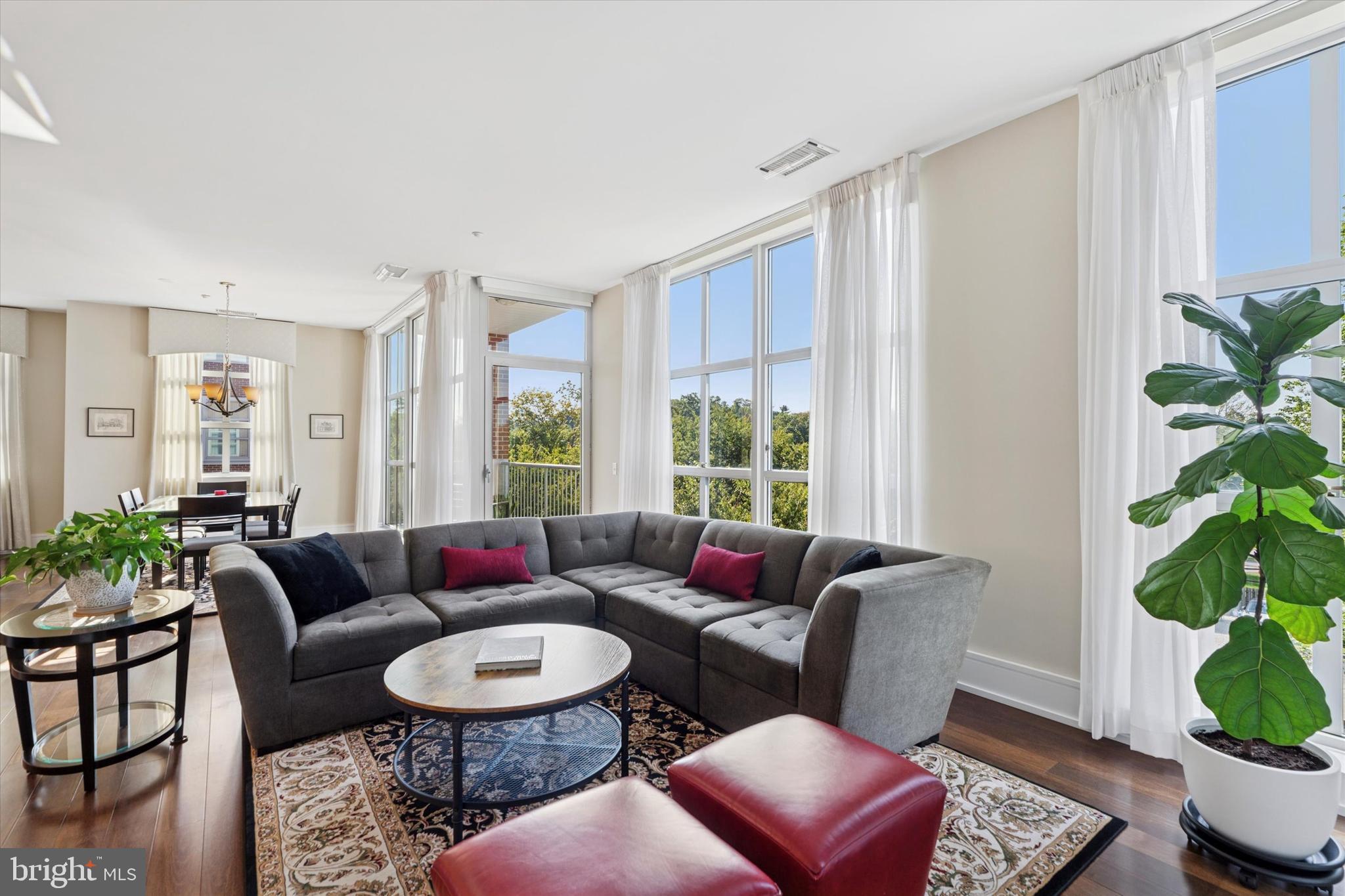 PEMBROKE NORTH - Residential