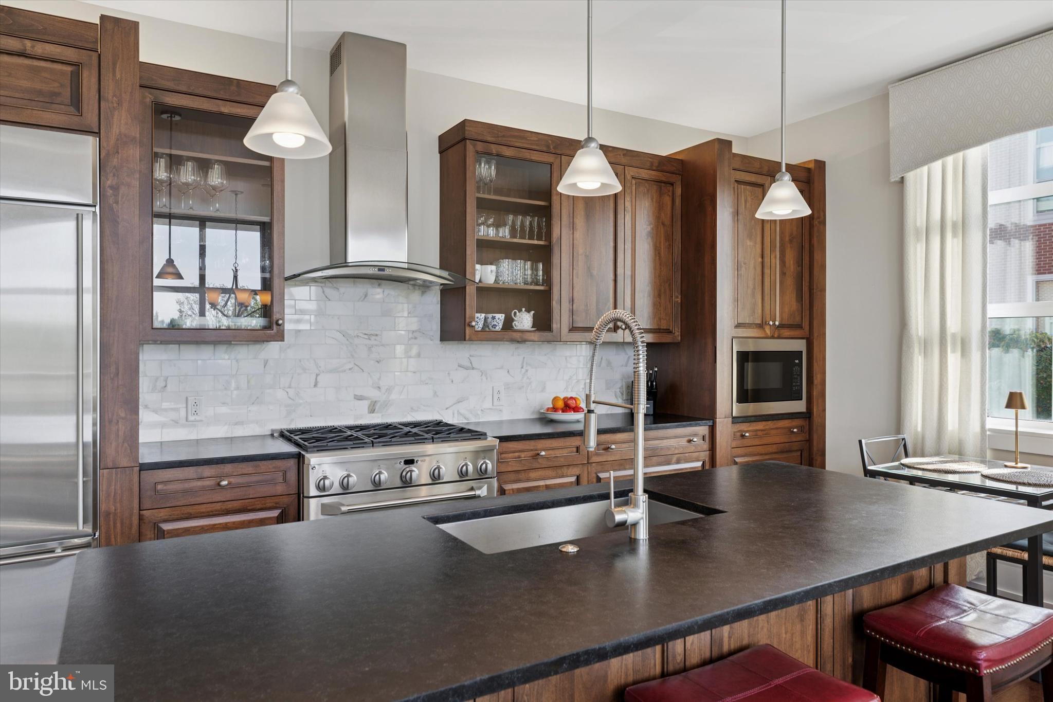 PEMBROKE NORTH - Residential