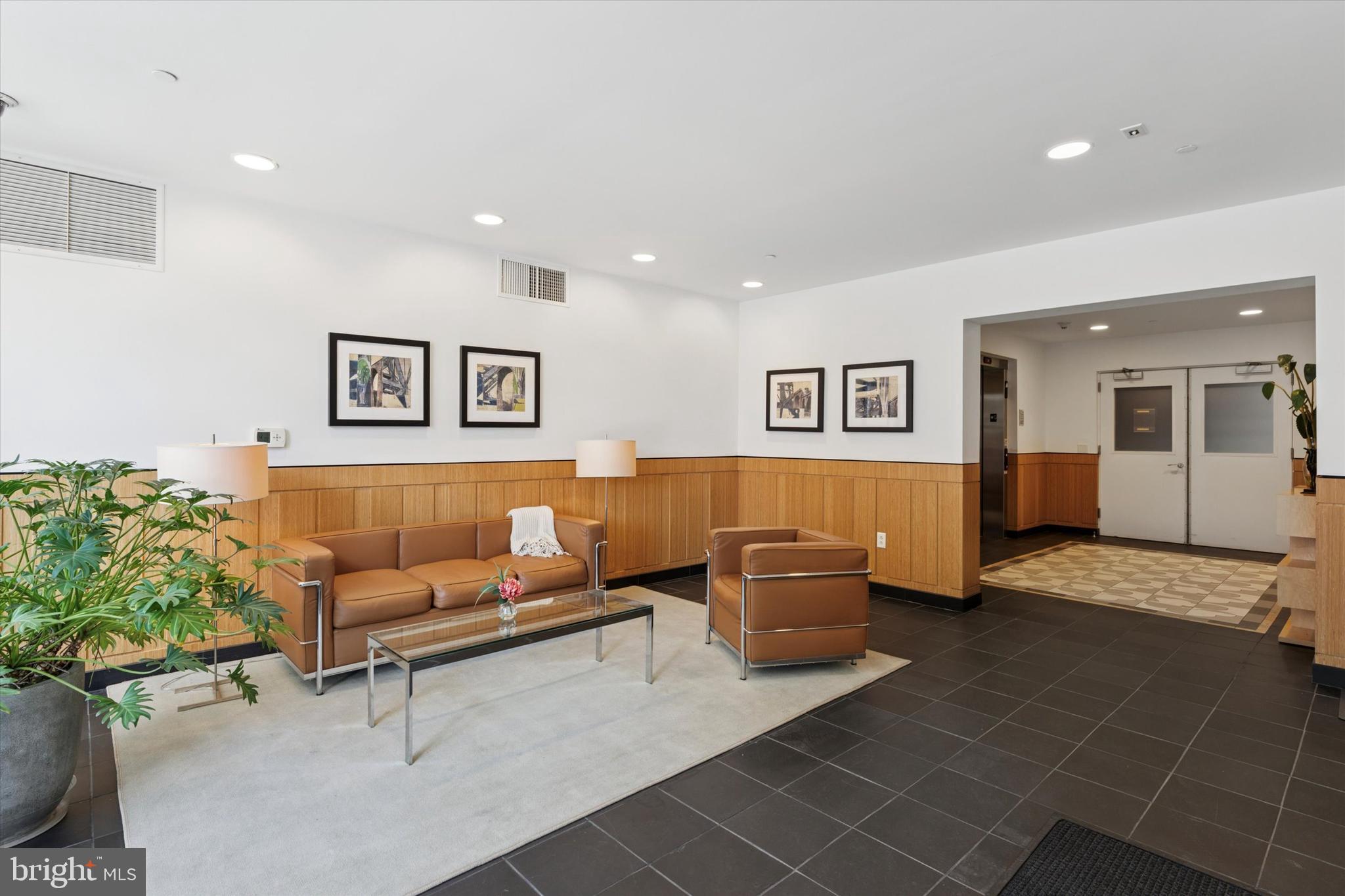 PEMBROKE NORTH - Residential