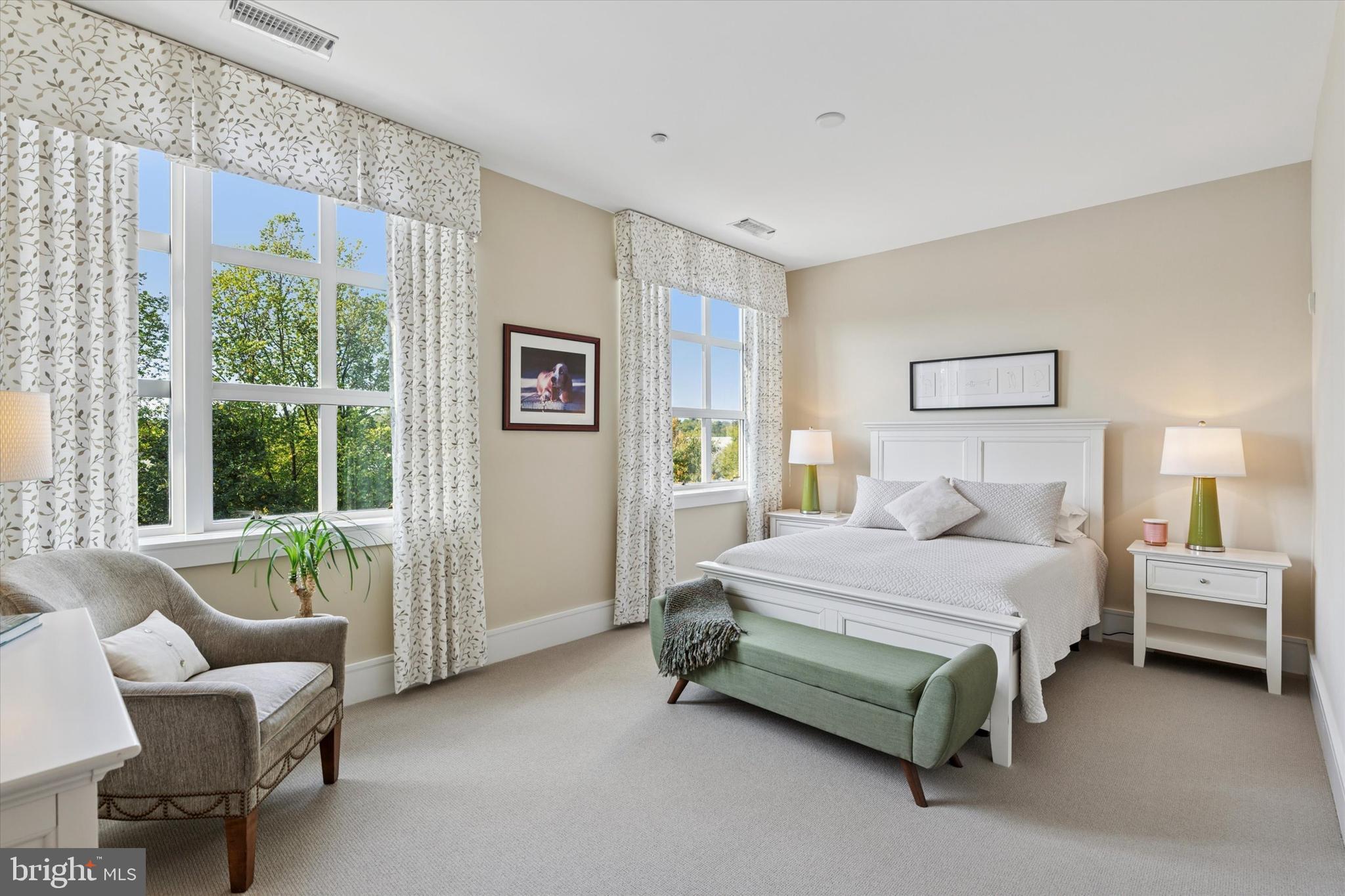 PEMBROKE NORTH - Residential