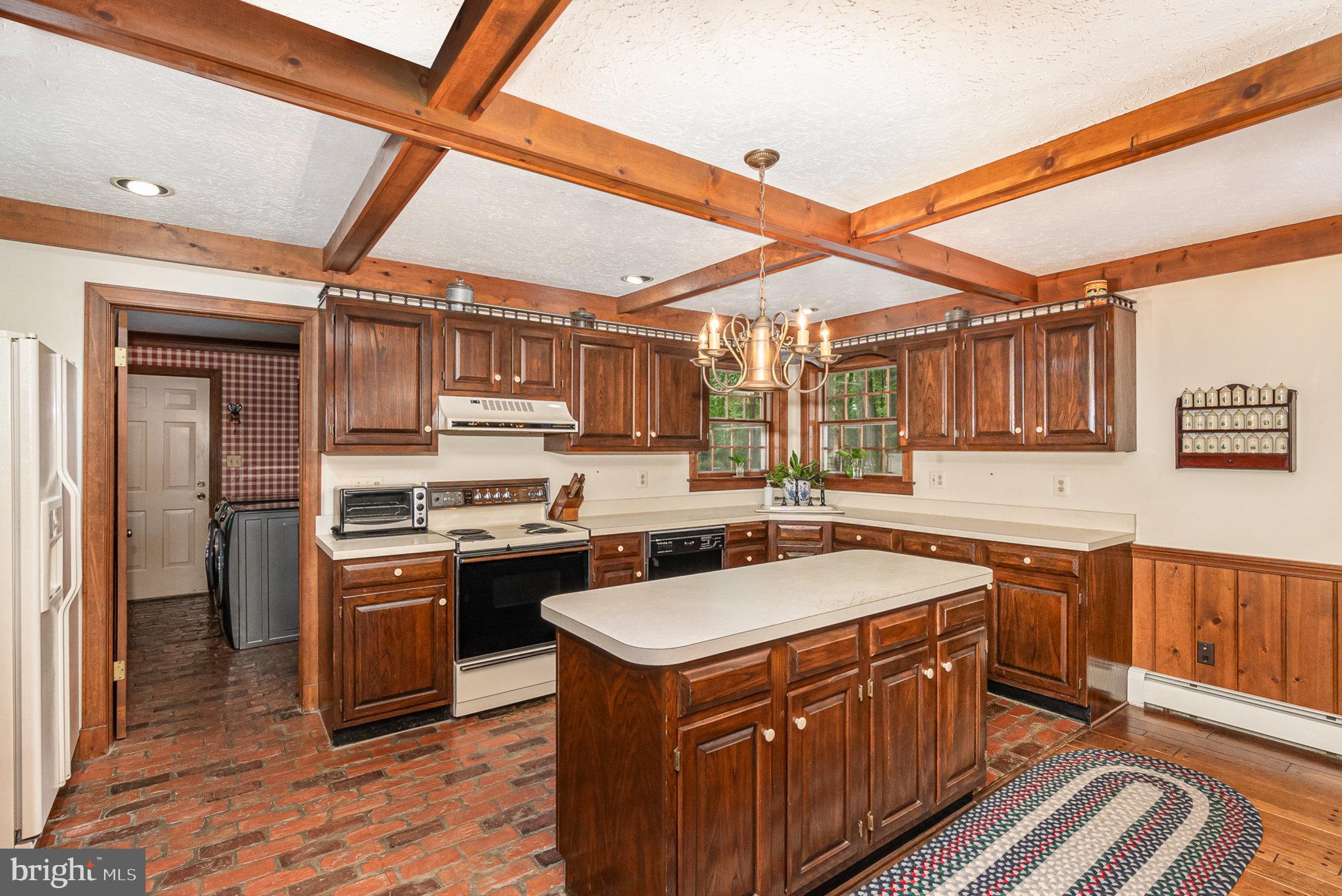 FRANKLINS CHANCE - Residential