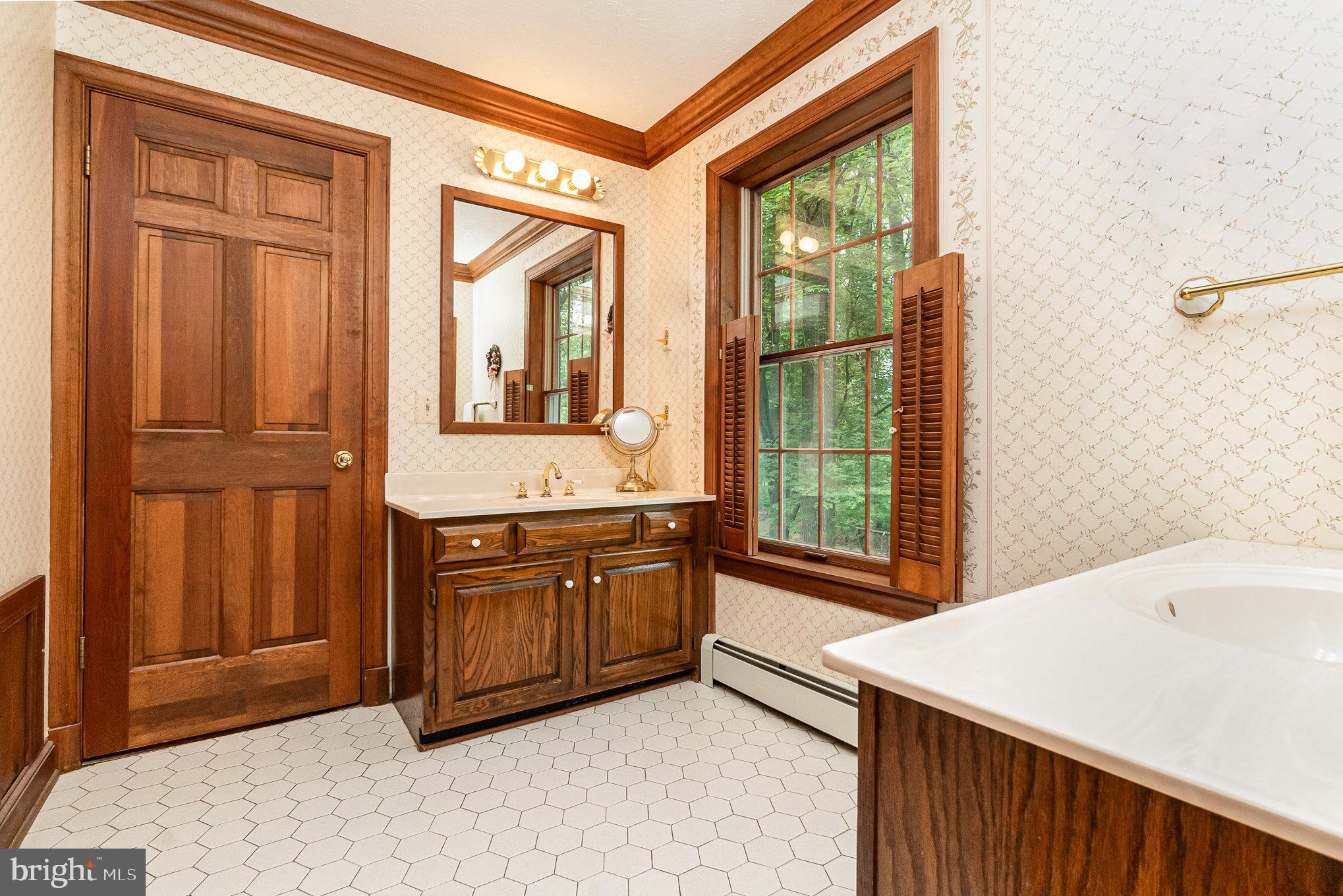 FRANKLINS CHANCE - Residential