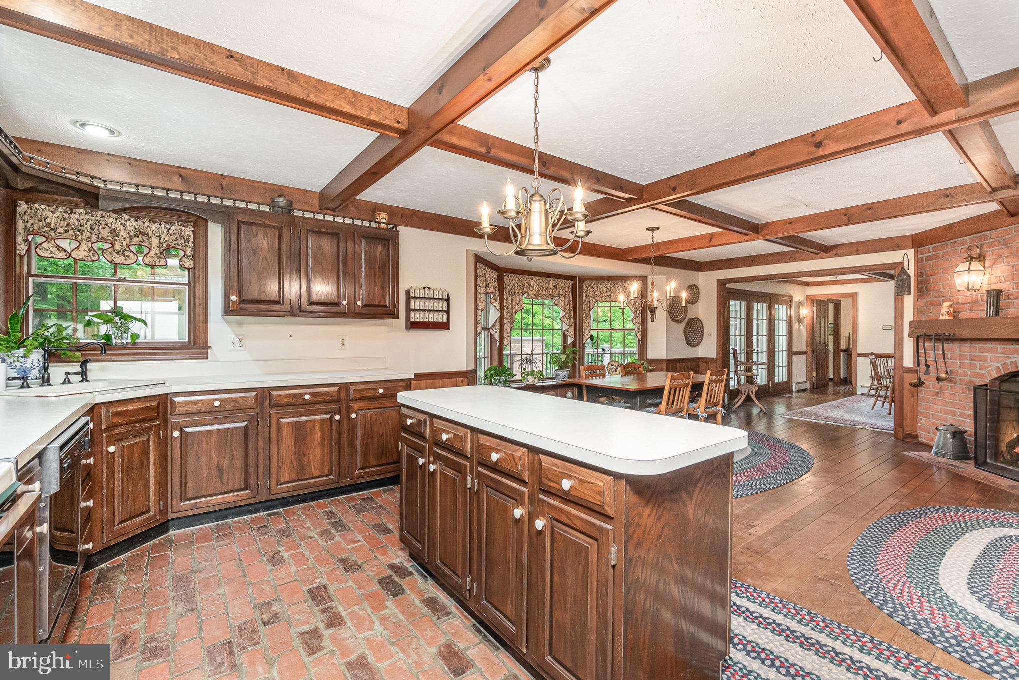 FRANKLINS CHANCE - Residential