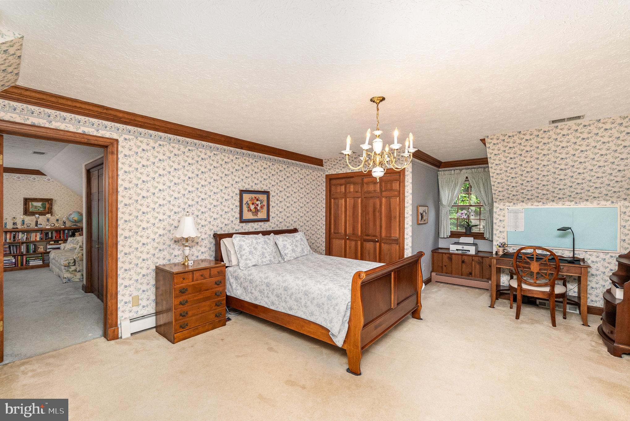 FRANKLINS CHANCE - Residential