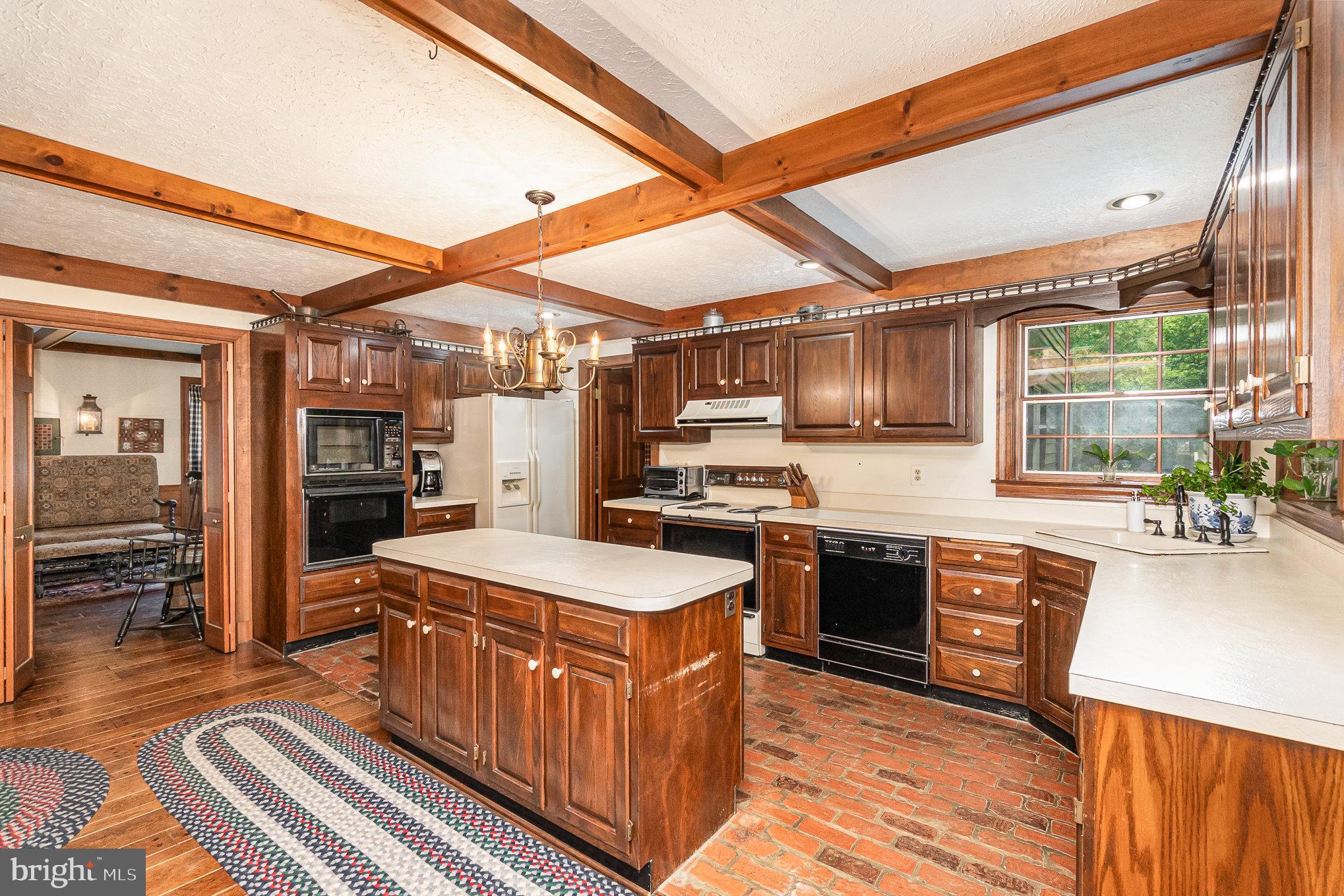 FRANKLINS CHANCE - Residential