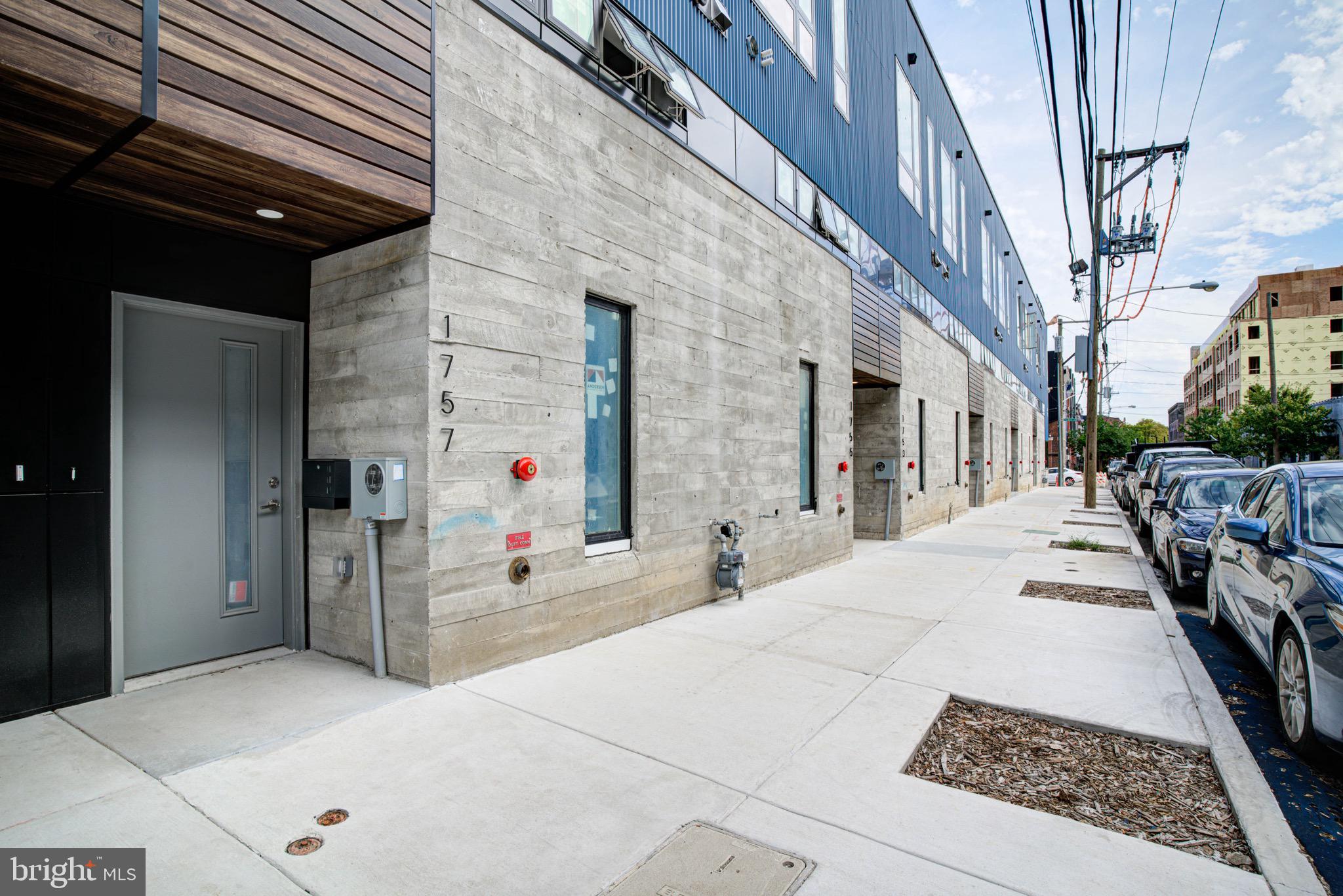 SOUTH KENSINGTON - Residential