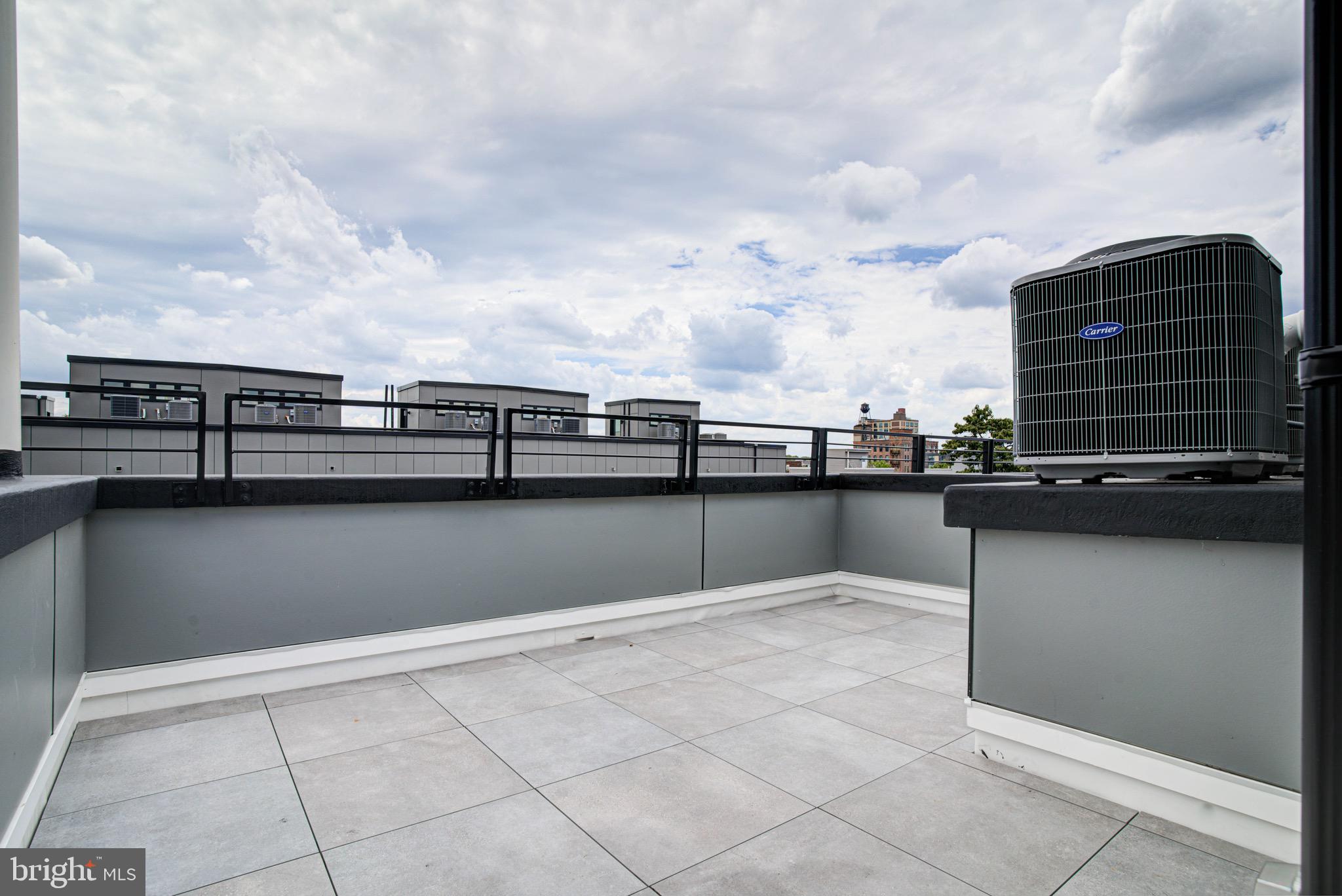 SOUTH KENSINGTON - Residential