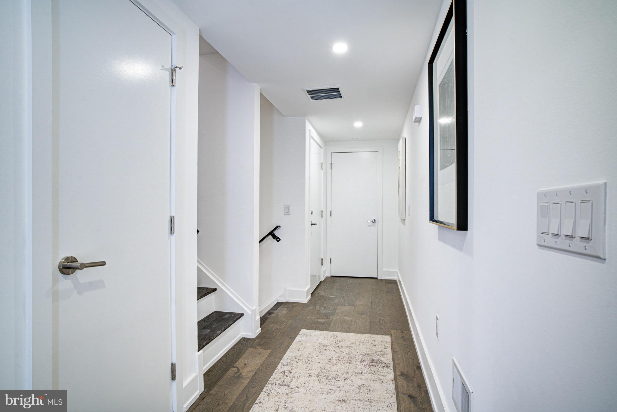 SOUTH KENSINGTON - Residential